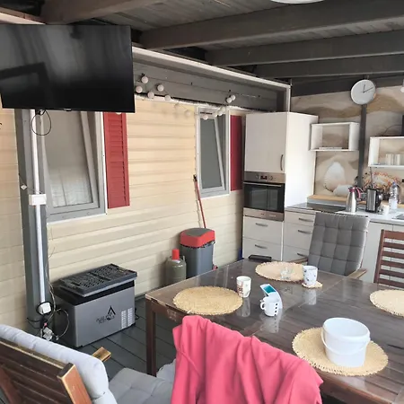 Horská chata Mk 35 B Privlaka (Zadar)